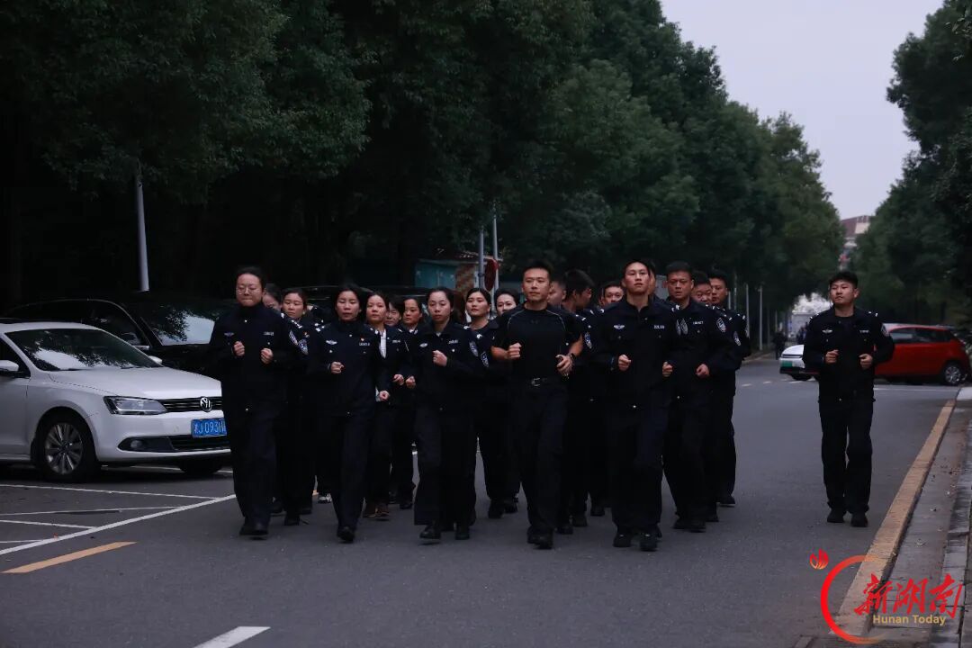 以训促战砺精兵！常德市公安局机关常态化练兵全面启动