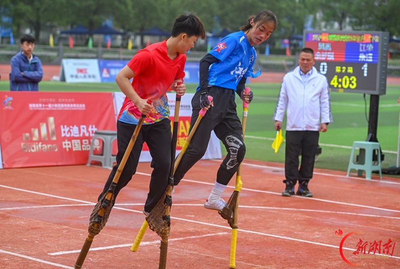 图集 | 脚踩竹马 高脚对抗