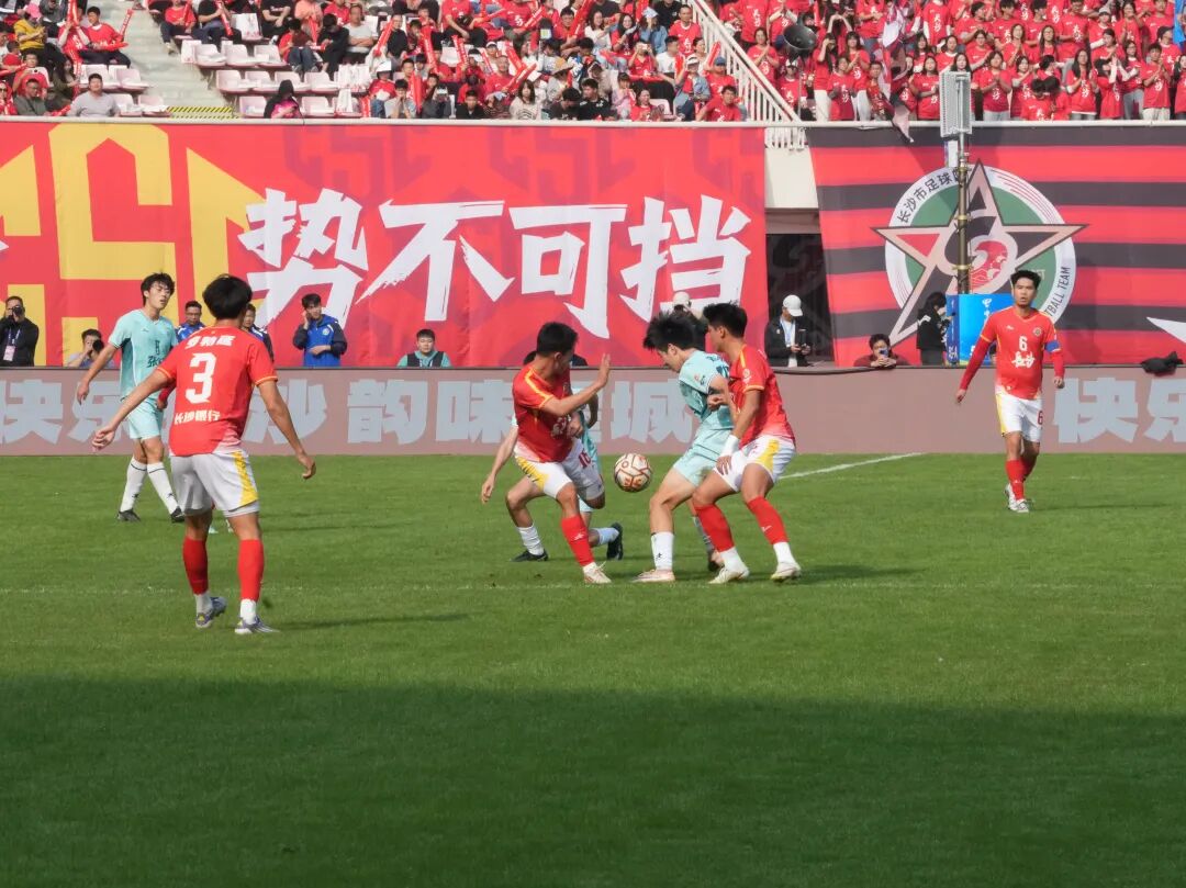 张家界队0:2不敌长沙队