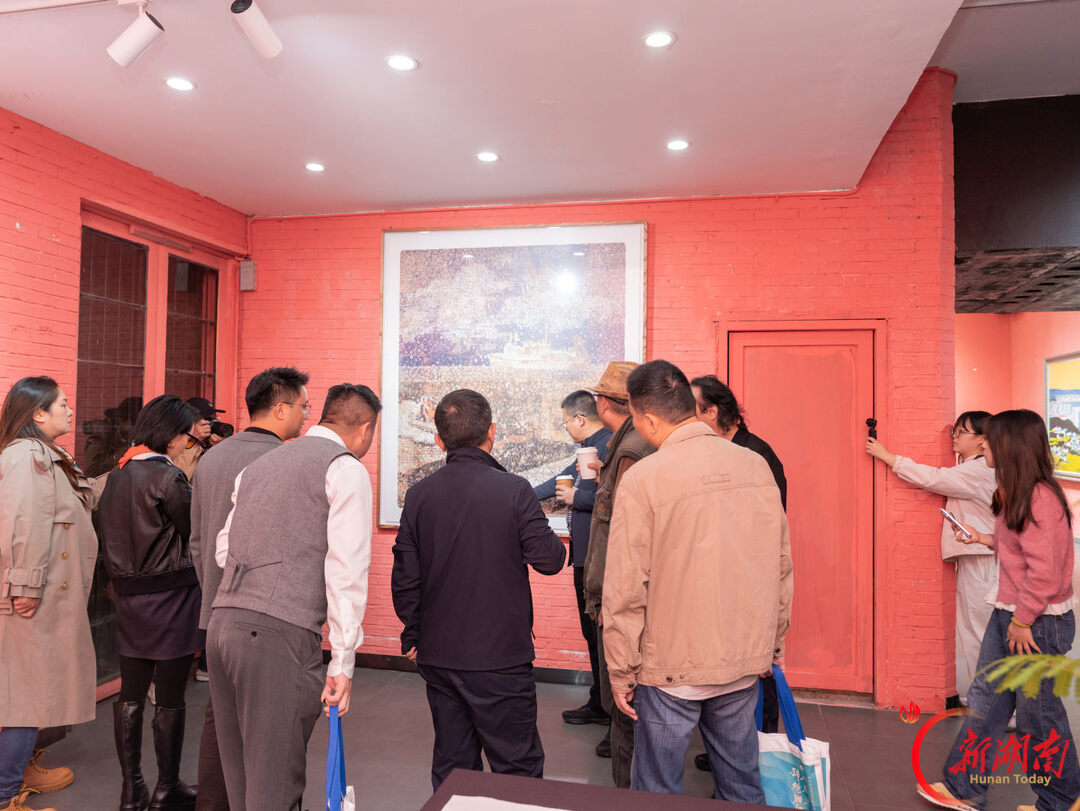 “四江汇流 锦绣湘江”湘渝赣苏新区油画艺术作品联展开幕