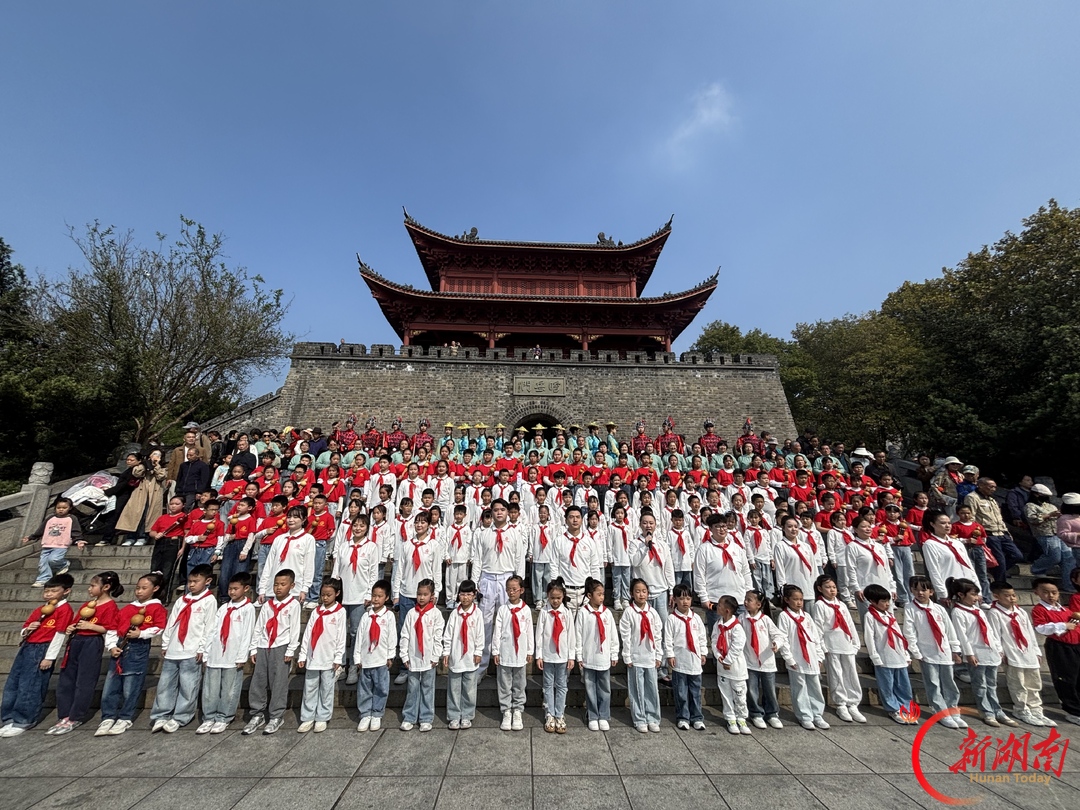 千古一楼立·忧乐共此时②|丹青光影绘古今 诗韵歌声满巴陵