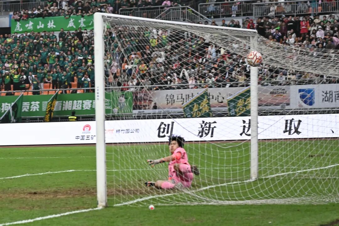 赛后综述丨王博帽子戏法!郴州队 3:0 战胜岳阳队