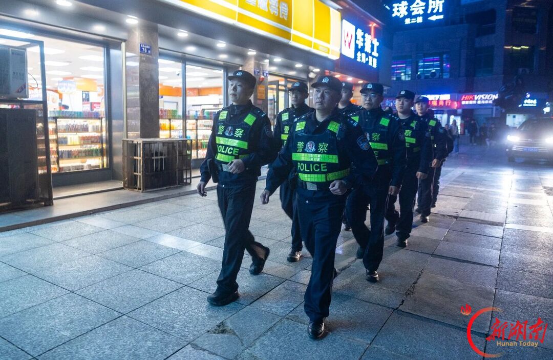 圈层防控演练 集中清查整治 娄底公安护航党的二十届五中全会