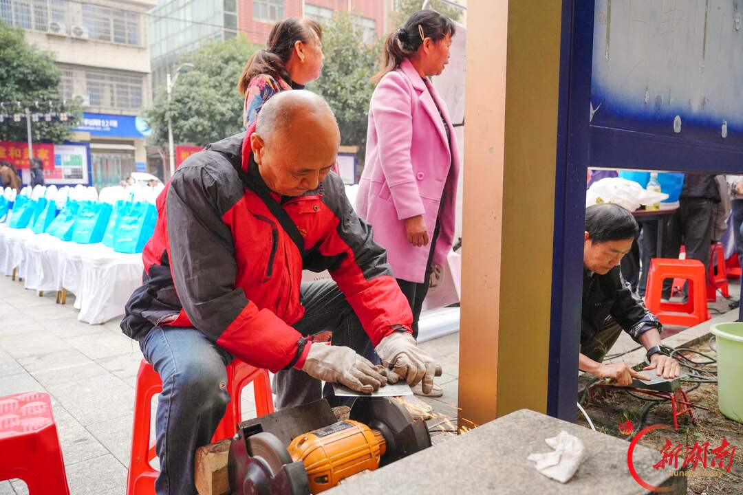 楚家湖畔践初心 万家灯火话睦邻 开福区楚家湖社区第三届邻里文化节温情上演