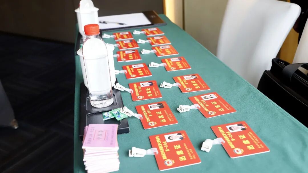 聚焦发展大计与民生热点，政协委员报到
