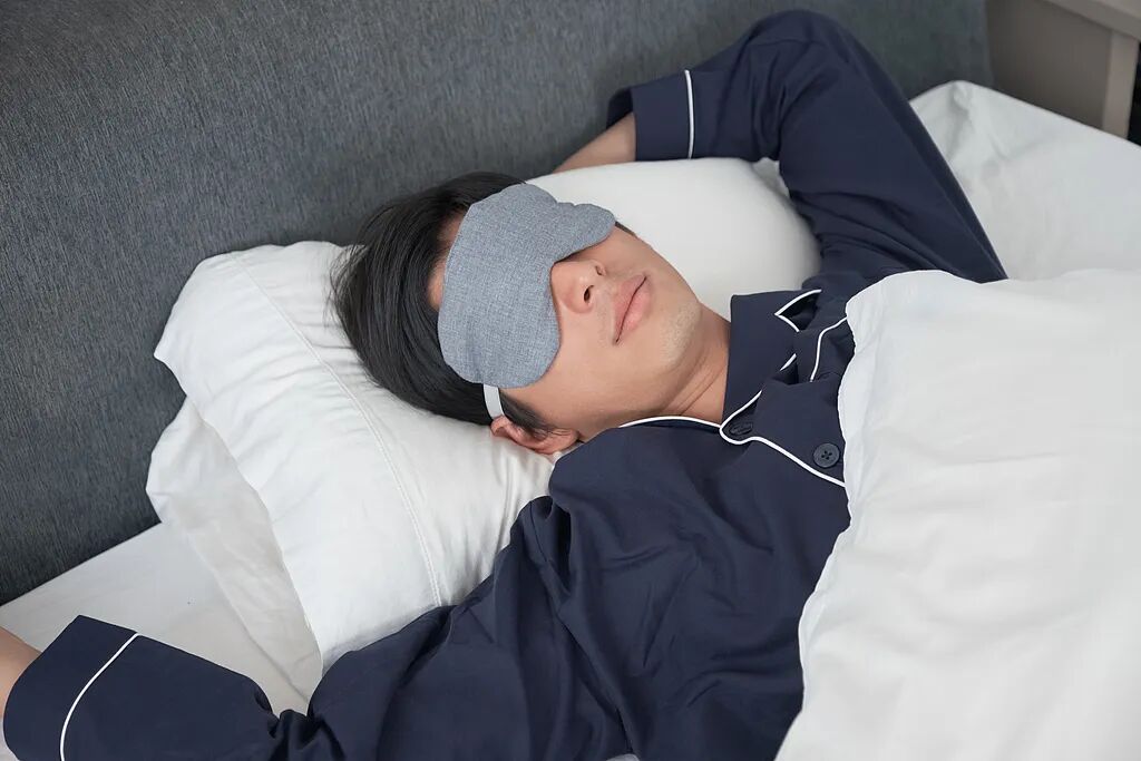 23点后睡觉的人“亏大了”！坚持早睡，竟还有这个好处