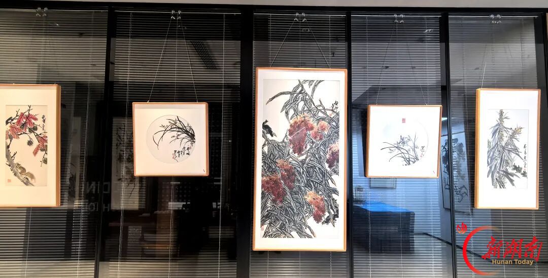 “江湖之濆——黄志东花鸟画小品展”在长沙开幕