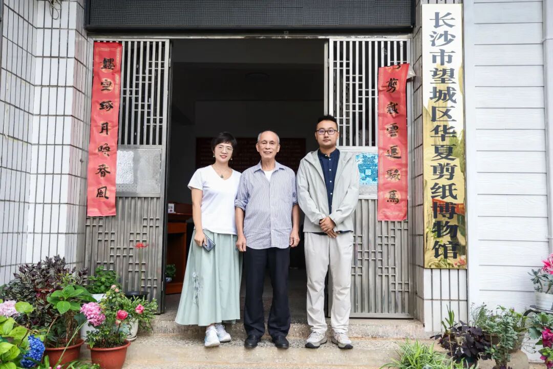 【文艺3040】一剪一世界，六代纸上春——记剪纸艺术家秦石蛟
