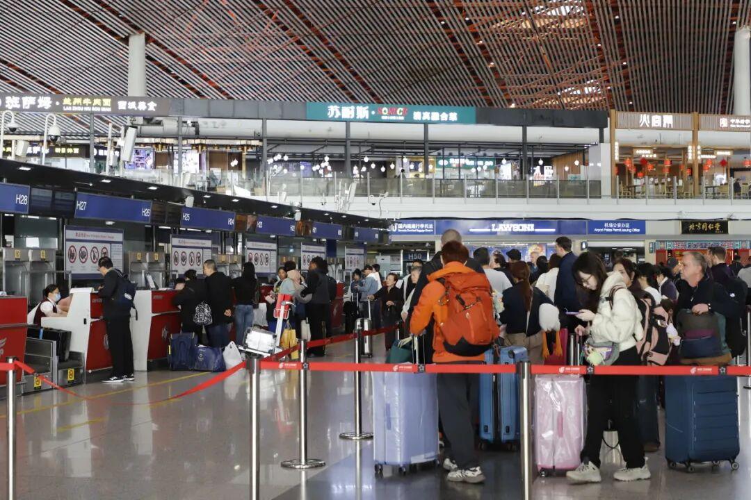 首都机场航班有调整!新增旅客睡眠区