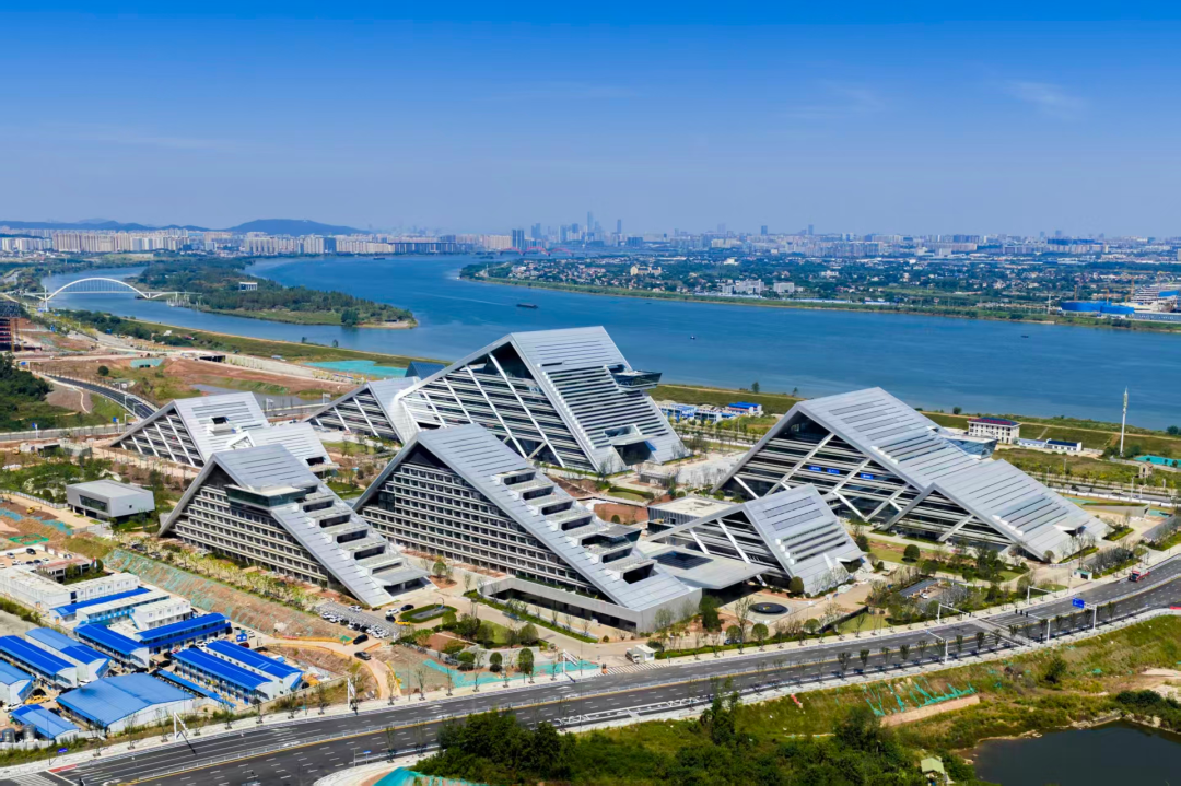 在新区，这些变化，就发生在家门口