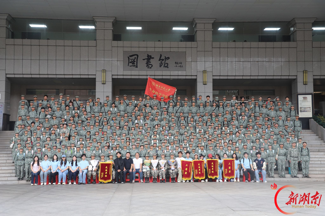 青春正步走丨青春踏歌行 正步向远方
