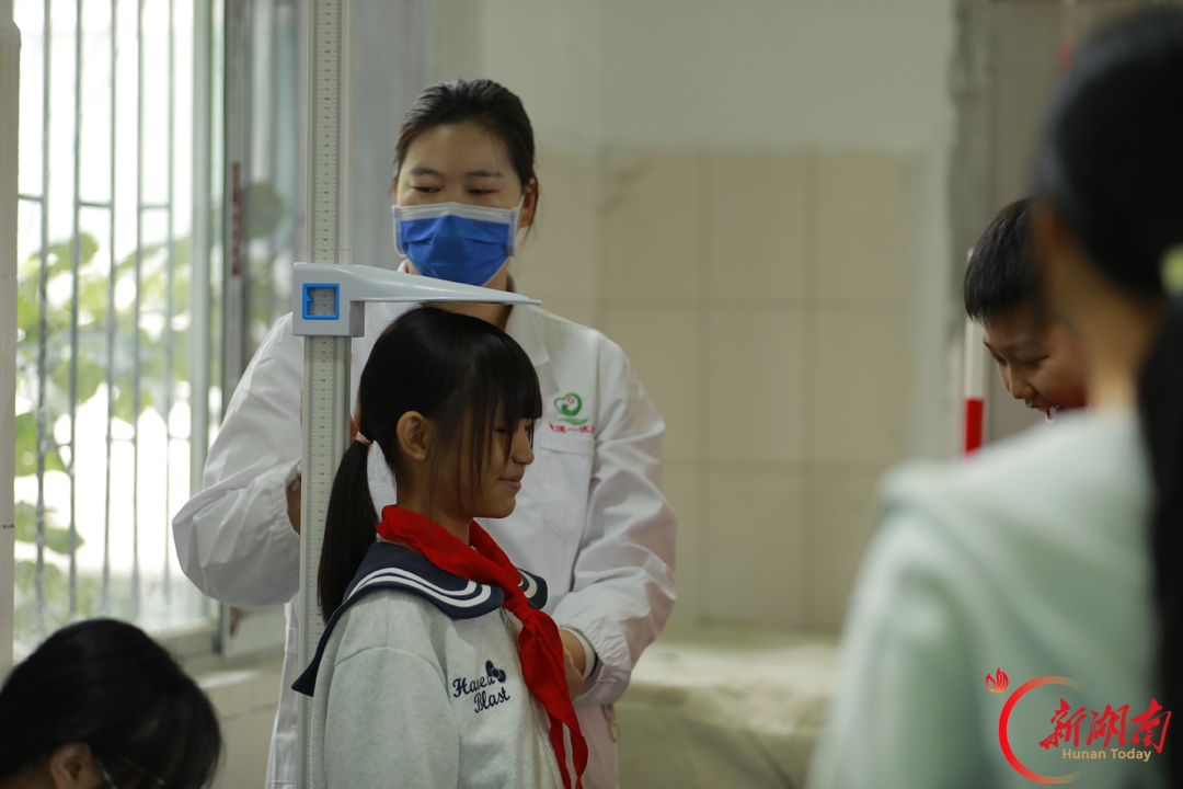 健康监测 温情守护
