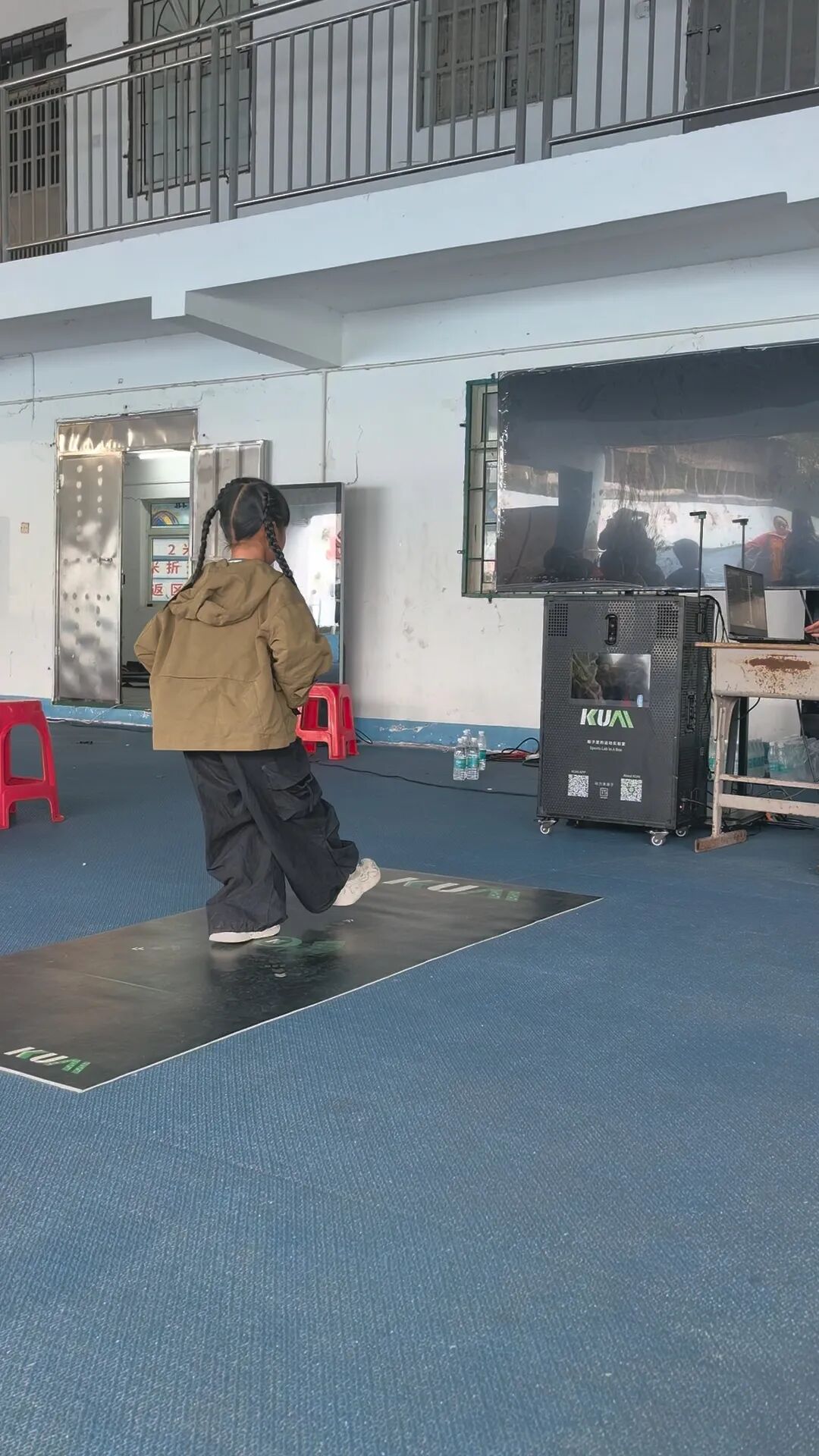 一条视频带火一场测评，北湖选材凭什么出圈