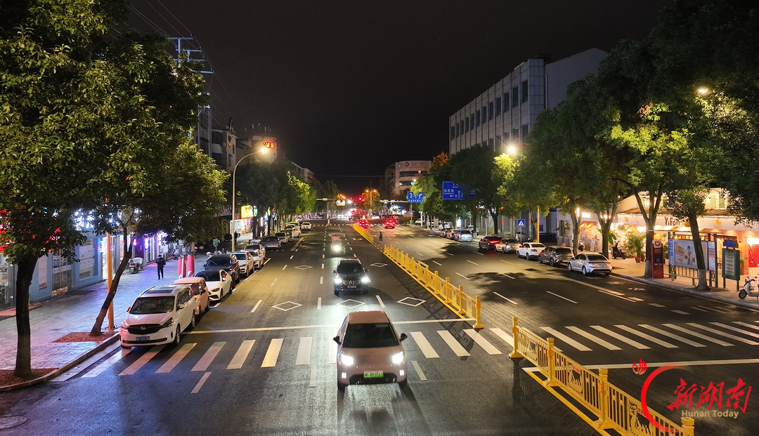路畅了、灯亮了、水清了、老旧小区变样了——代表委员集中视察点赞汨罗城市更新