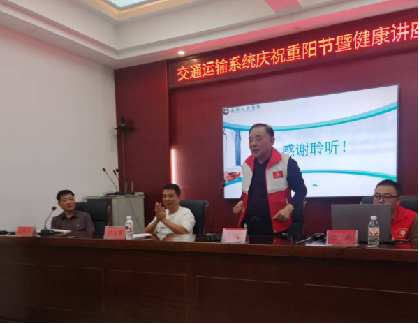 南县：打出“组合拳” 托起“幸福夕阳红”——南县多点发力绘就“敬老月”暖心画卷