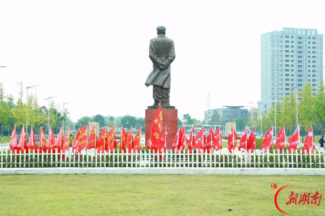 青春正步走｜湘潭大学新生军训掠影