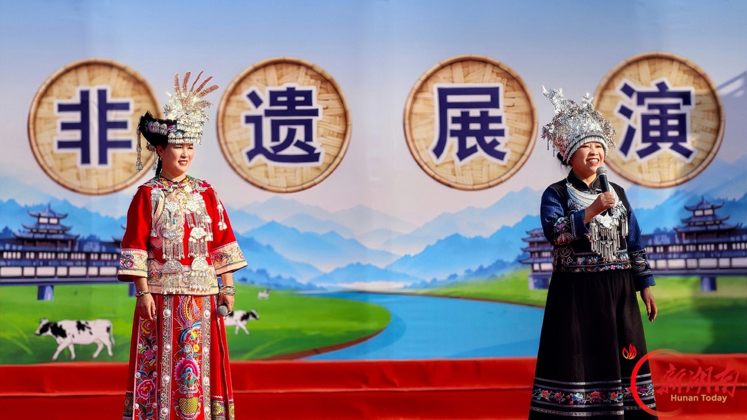 多彩活动迎县庆