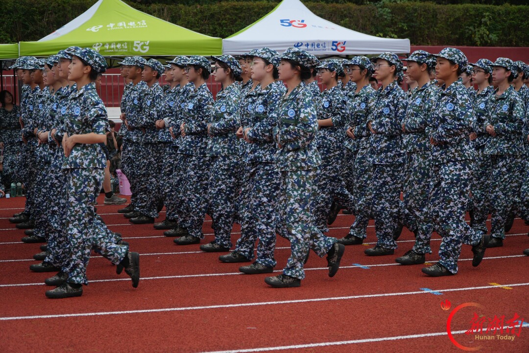 青春正步走丨以细碎训练，淬炼崭新青春模样