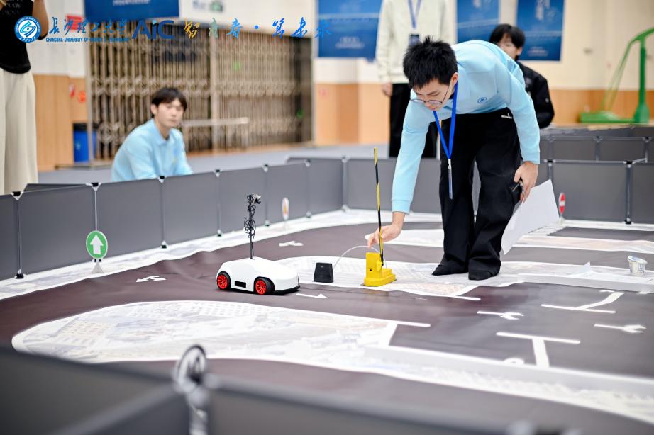 第八届全球校园人工智能算法精英大赛湖南赛区总决赛在长沙理工大学举行