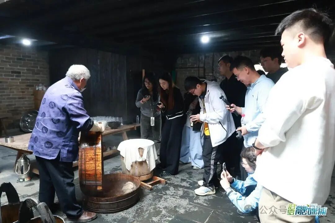 中央及省内主流媒体走进汨罗,探访气象服务龙舟赛事与特色产业