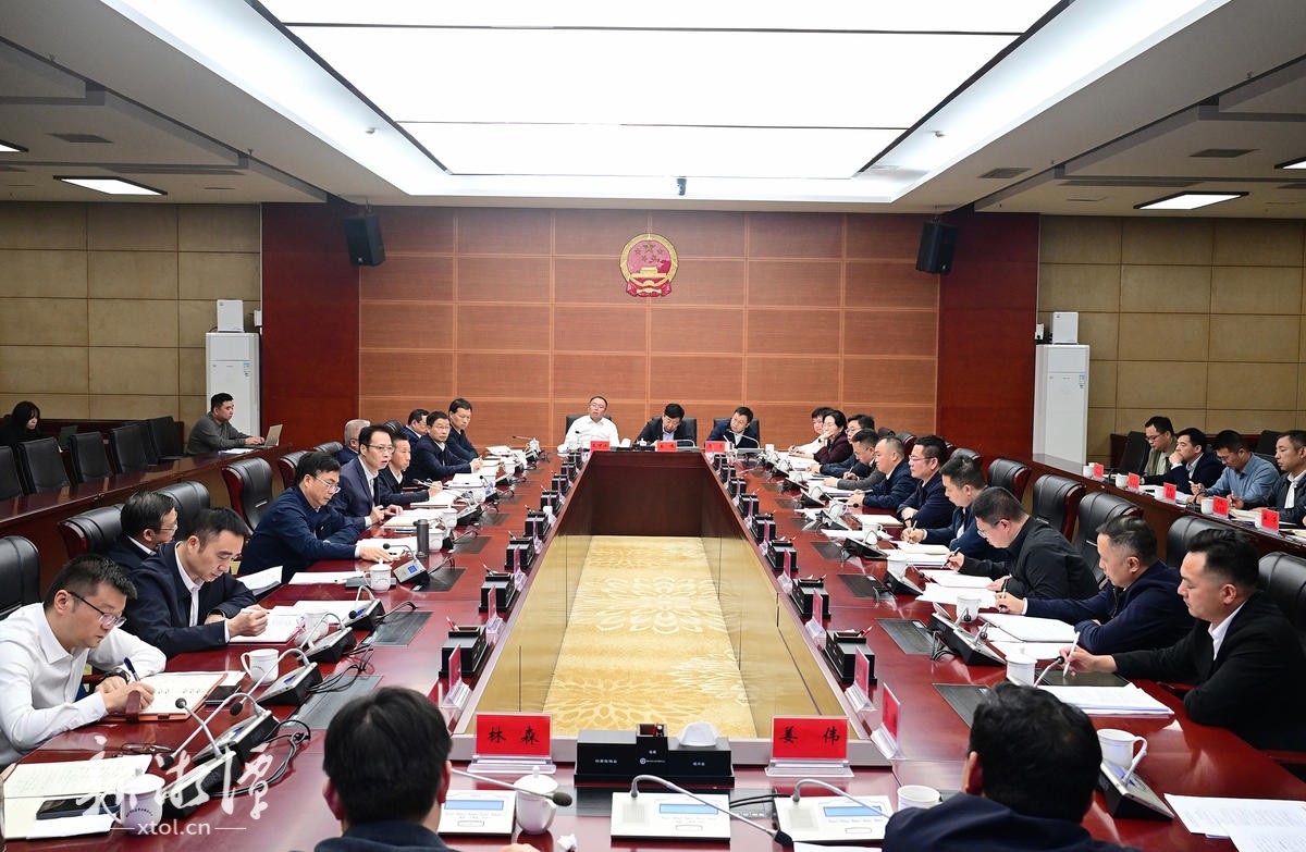 胡贺波赴湘乡市调研督导群众身边不正之风和腐败问题集中整治工作