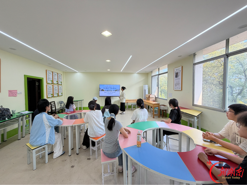 南华大学“智航经纬”生涯工作坊开展首期生涯团辅活动