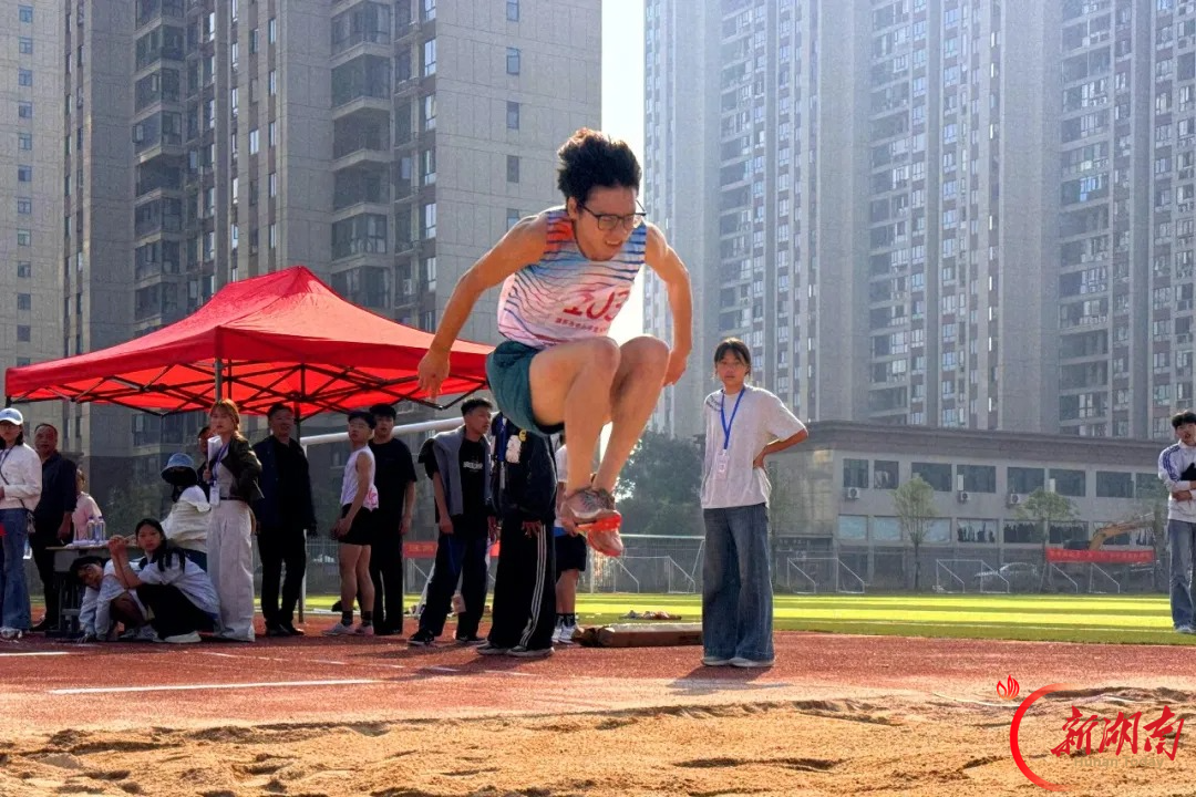 邵东市第二届“禁毒杯”中小学生田径运动会开幕