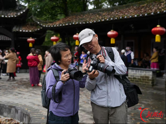 千里归乡,为故乡当一回“场记”