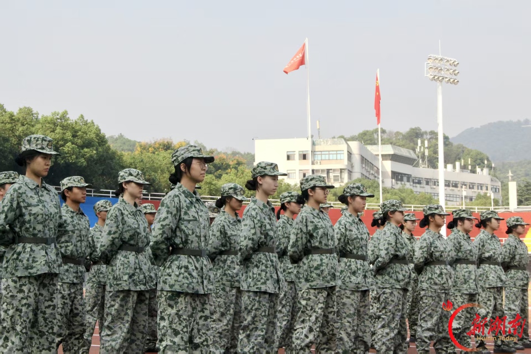 青春正步走丨那年迷彩,刻在时光里的温柔