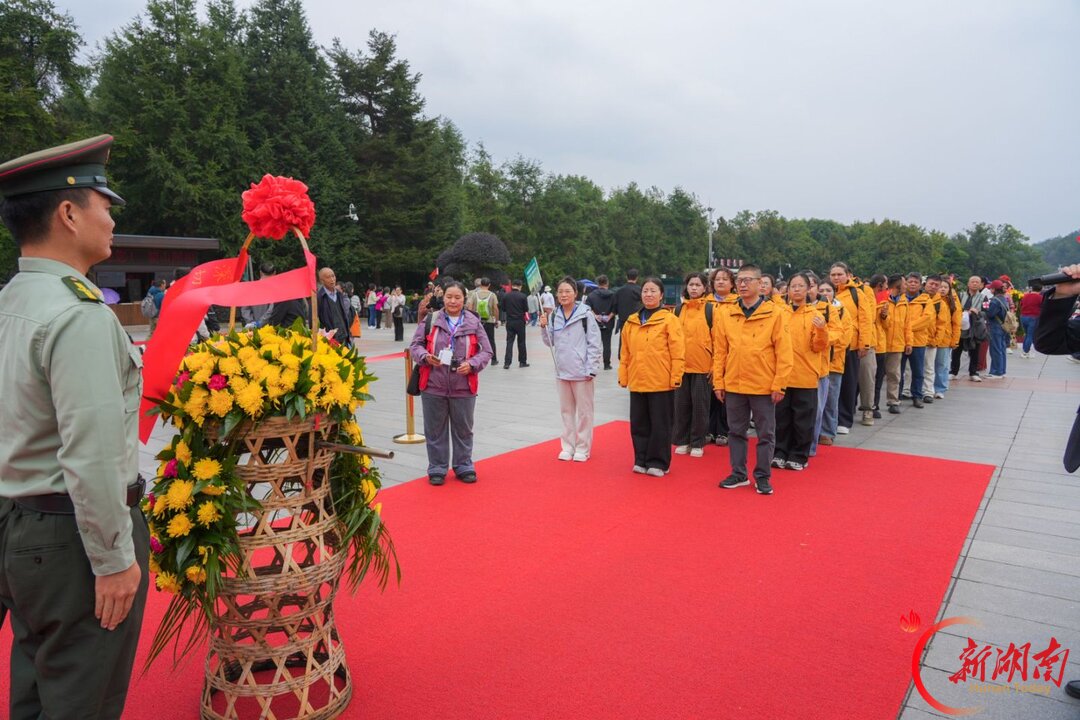 三千公里湘吐情,吐鲁番学子赴湘开启“行走的国通语课”
