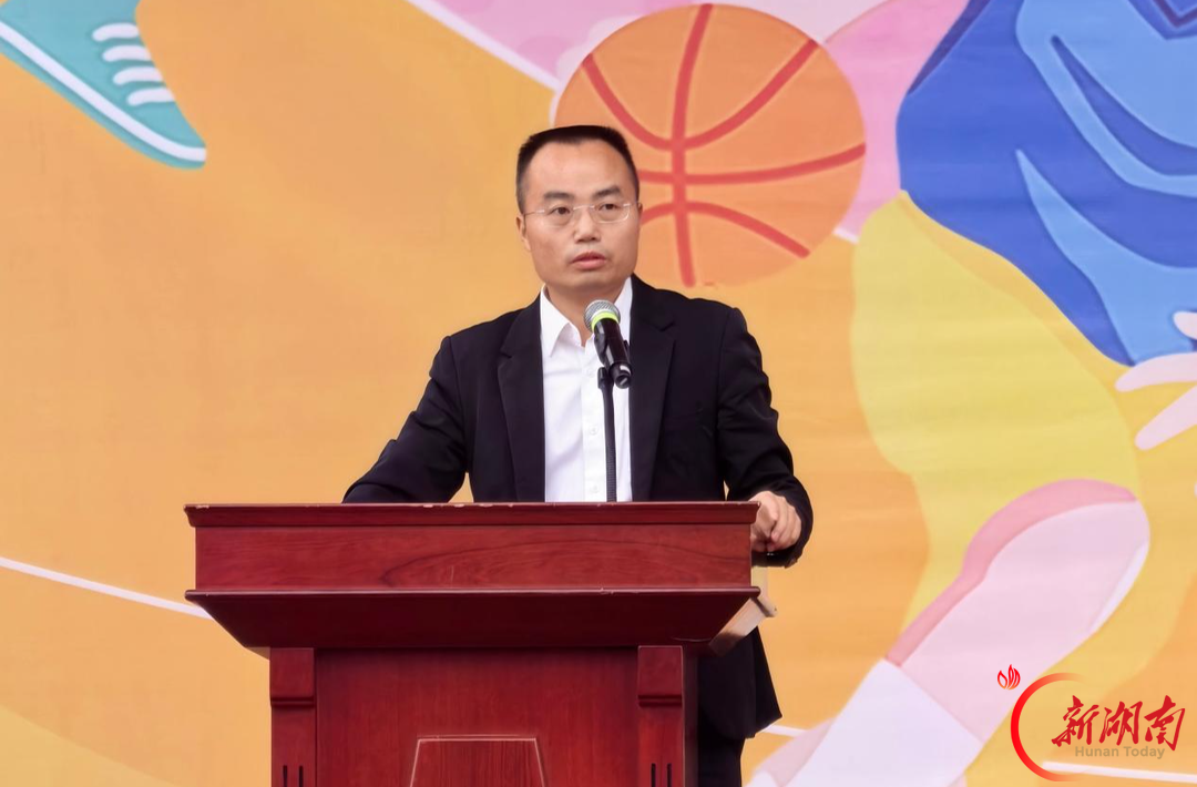 驰骋绿茵赛场 绽放少年锋芒——邵阳市第十一中学2026年秋季运动会开幕