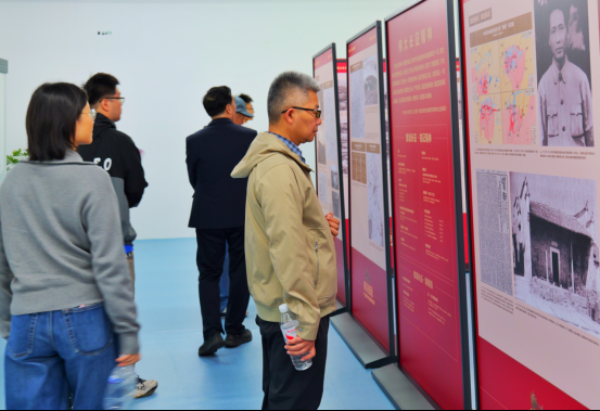 雄关漫道——弘扬伟大长征精神主题展巡展在里耶秦简博物馆开展