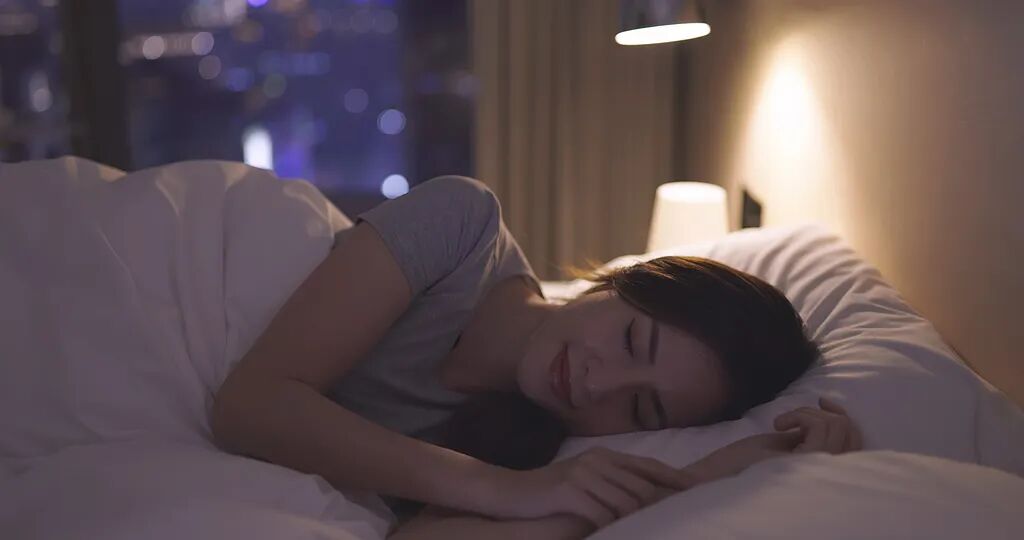 23点后睡觉的人“亏大了”!坚持早睡,竟还有这个好处