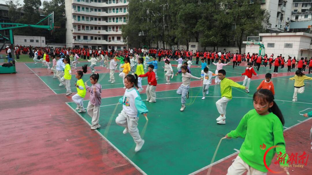 吉首市铁路学校举行2026年第三十五届秋季校运会