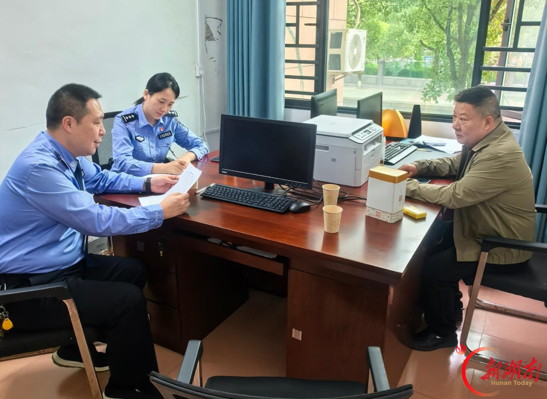 沙塘湾派出所为百余名高考生开辟户籍办理绿色通道