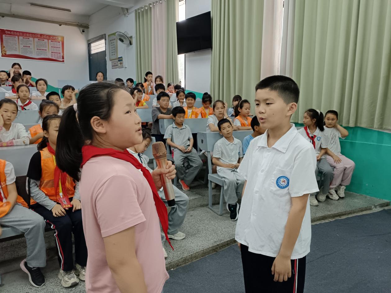 慧眼识微,笔写万象——株洲市九方小学湖南日报全媒小记者年度掠影