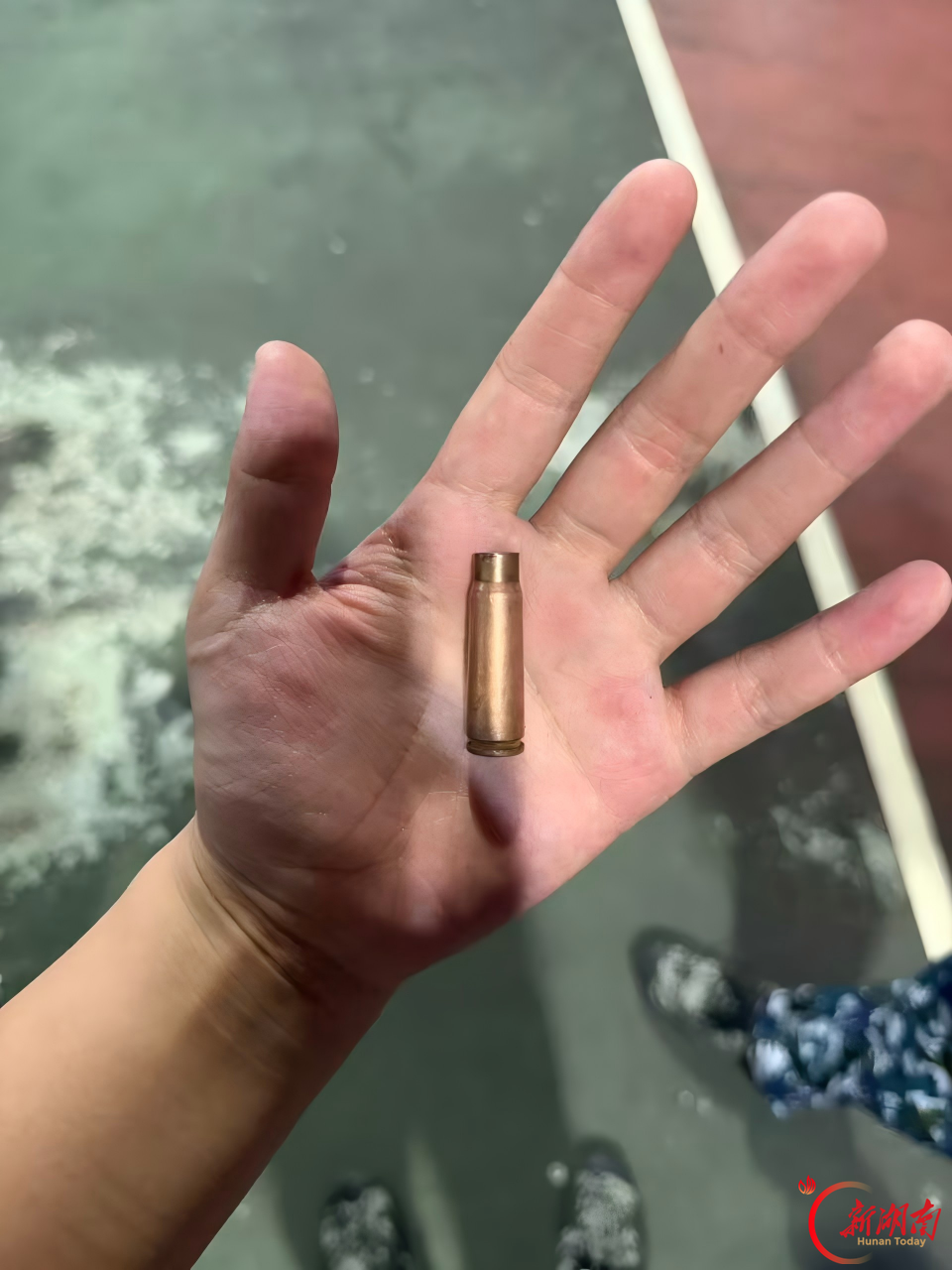 青春正步走丨靶场归来，在拳与刃之间读懂青春力量