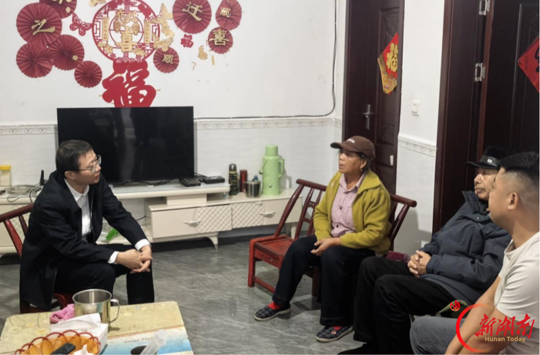 刘召兴率调研组深入永定区、慈利县督导常态化帮扶工作
