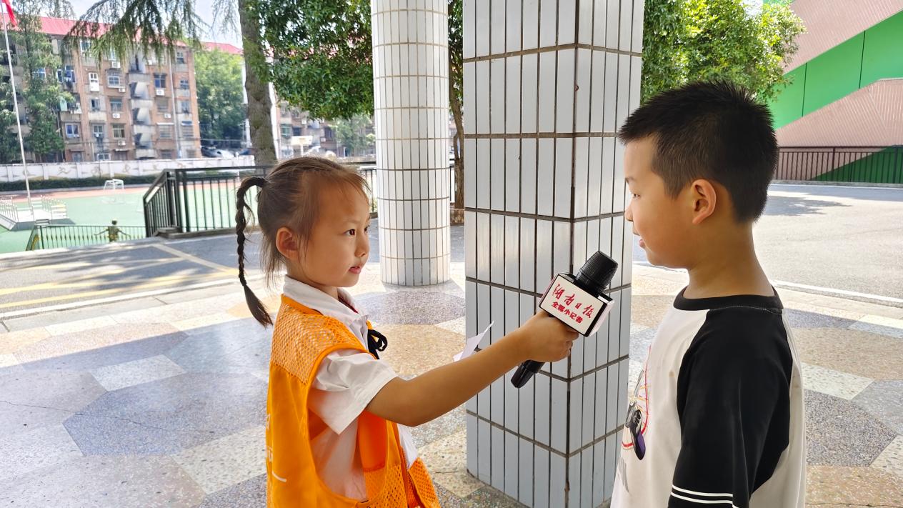 慧眼识微,笔写万象——株洲市九方小学湖南日报全媒小记者年度掠影