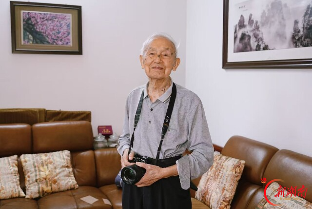 老有所乐·银发玩家⑦|94岁“九零后”摄影师唐健辉：只要身体受得了，我就要去拍照！