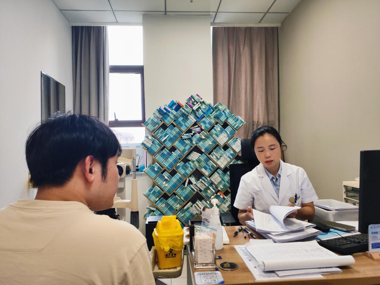 2027国考摘镜体检:近视手术怎么选?这份摘镜指南请收好