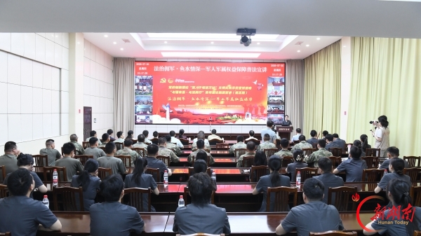 人民的满意从何而来？——探访“人民满意的公务员集体”岳阳市中级人民法院政治部