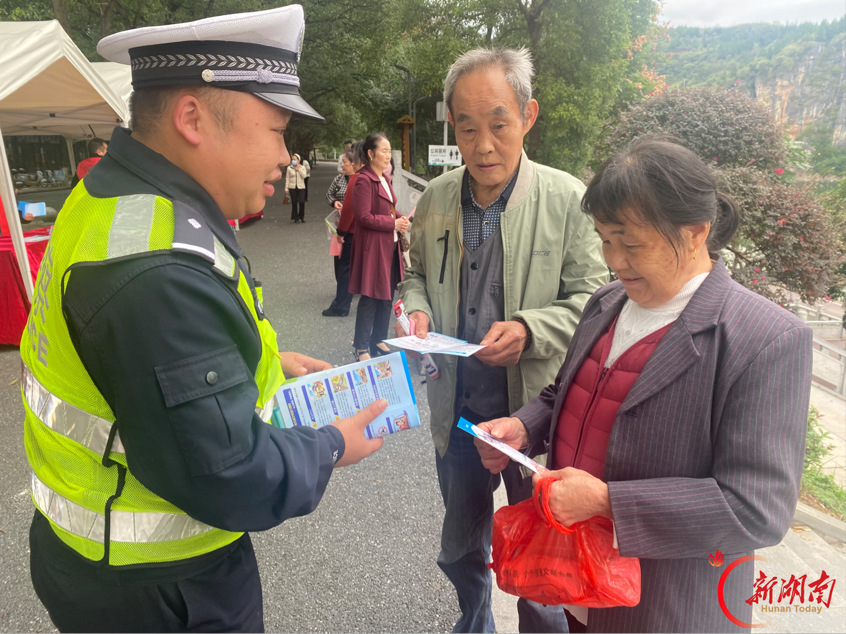 文明交通进社区 新时代新风润民心