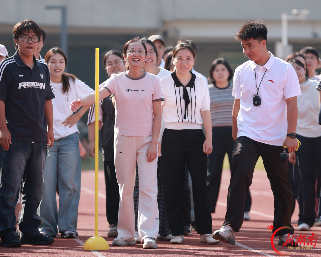 站上讲台，你便是中心｜长沙市育英会展小学教师队伍建设纪实