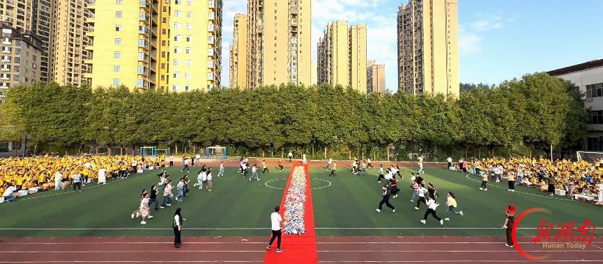 背靠乡土育桃李 面向星辰启未来 邵阳县石齐学校二十一年深耕,办家乡人民满意的学校