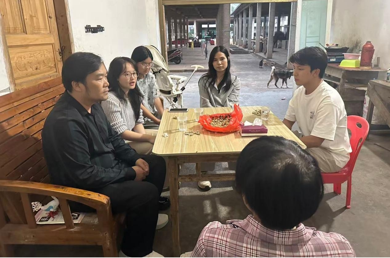 新田县枧头学校:用暖心家访守护学生成长