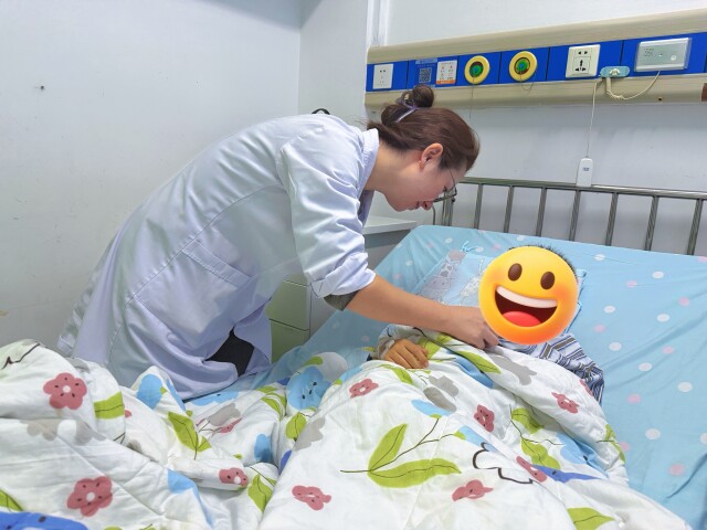 省儿童医院今年已接诊400例银屑病患儿,盲目求断根反而加重病情