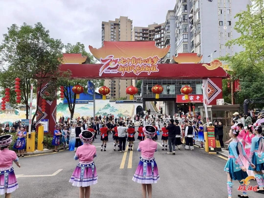 下一站见！“巡游怀化·见证吉尼斯——张雪‘水上漂’战车全域巡展打卡行”持续进行中