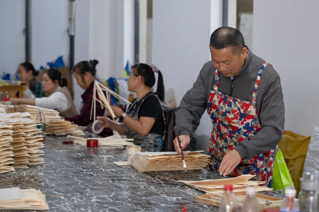 不打卡不坐班,六成产品出海,长沙这个乡村工厂凭什么?