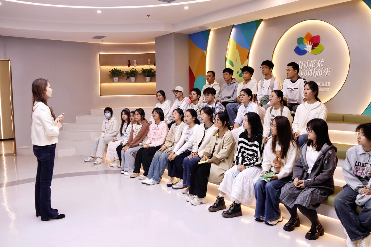 长理计算机学院:科普研学提升朋辈心理帮扶能力